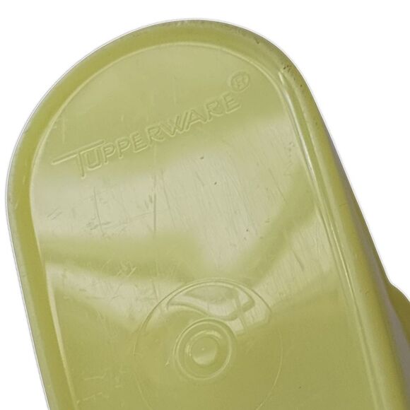 Tupperware Beverage Buddy Yellow Pitcher 792-7 Vintage Store & Pour 1 Quart - Picture 4 of 16